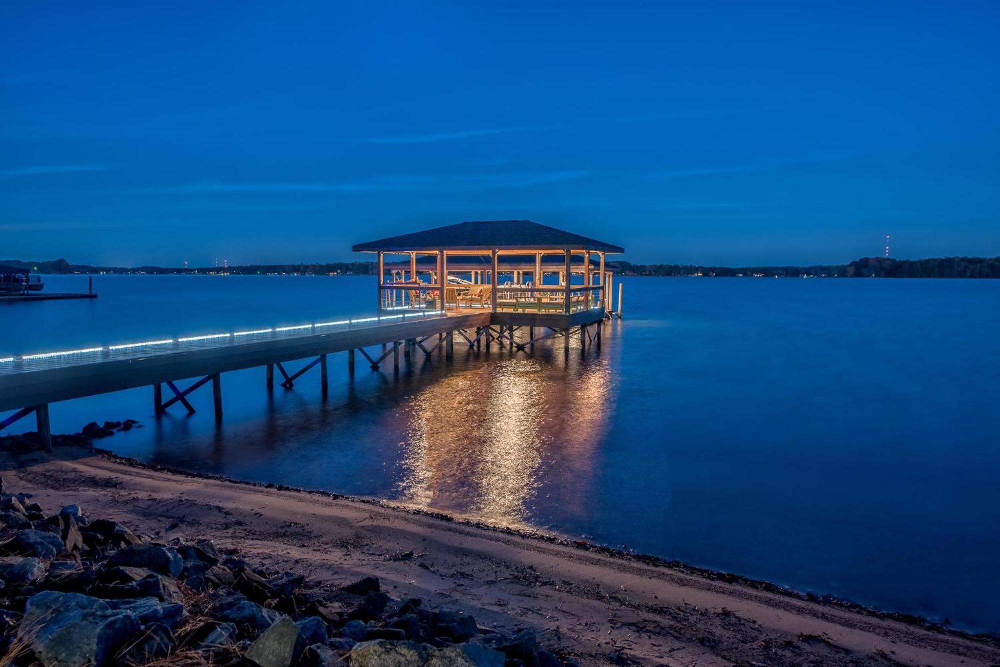Lake Norman Playaway 穆尔斯维尔 外观 照片